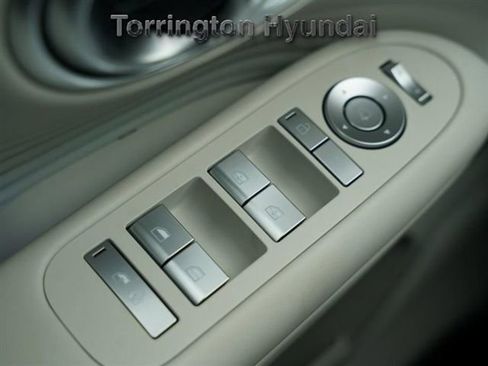 New 2026 Hyundai Ioniq 9 SEL image 28
