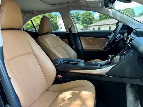 Used 2018 Lexus IS 300 AWD w/ Comfort Package image 24