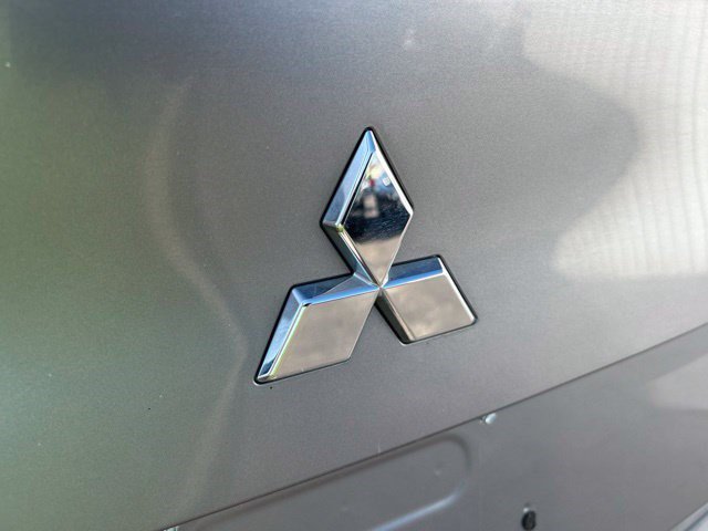 Used 2023 Mitsubishi Outlander SE Black Edition FWD image 59