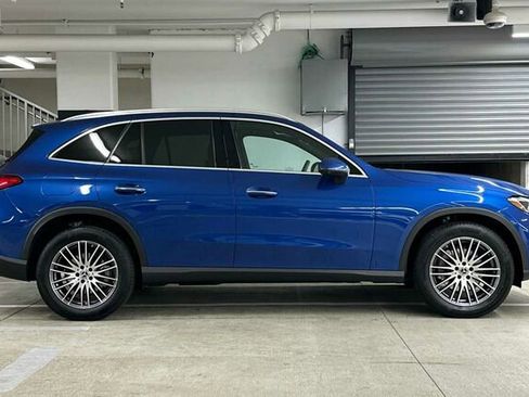 Used 2025 Mercedes-Benz GLC 300 GLC 300 image 3