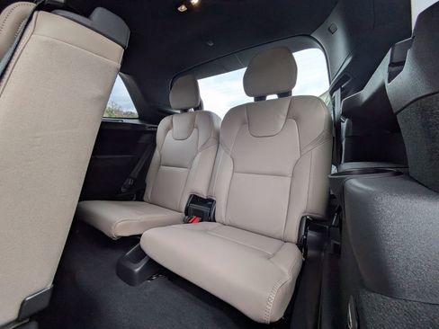 New 2026 Volvo XC90 B6 Ultra AWD/4WD image 17