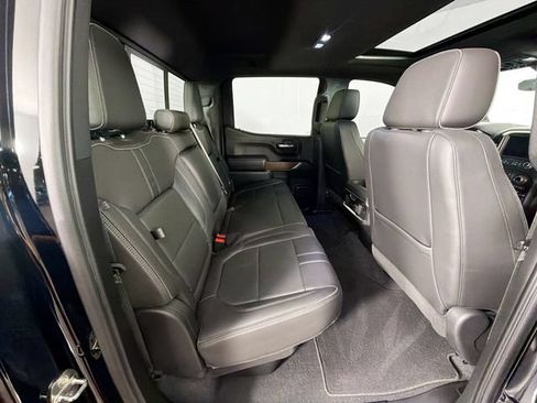 Used 2019 Chevrolet Silverado 1500 High Country w/ Technology Package AWD/4WD image 28