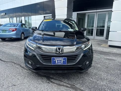 Used 2022 Honda HR-V EX image 2