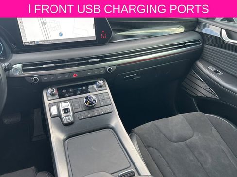 Used 2024 Hyundai Palisade Calligraphy image 19