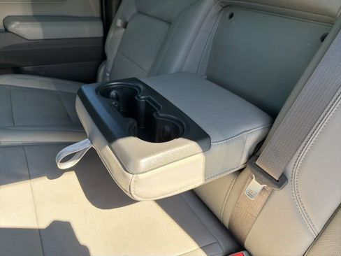 Used 2025 Chevrolet Silverado 1500 LTZ image 27