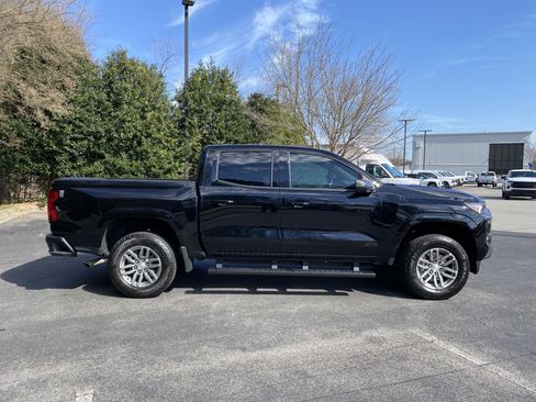 Used 2026 Chevrolet Colorado LT image 10