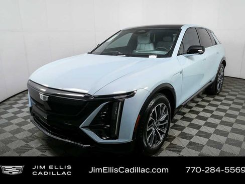 New 2026 Cadillac Lyriq Sport RWD image 26