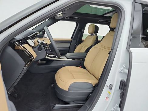 New 2026 Land Rover Range Rover Sport Dynamic SE AWD/4WD image 17