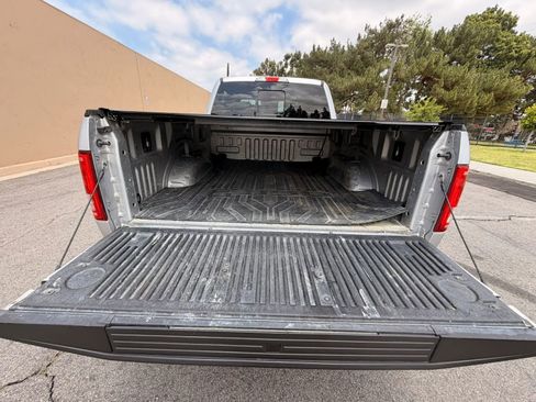Used 2015 Ford F150 XLT w/ Equipment Group 302A Luxury AWD/4WD image 32