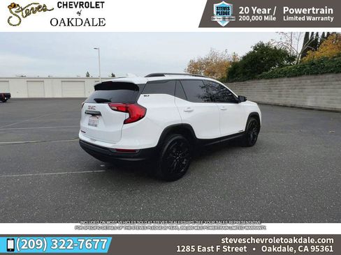 Certified 2021 GMC Terrain SLT w/ Infotainment Package II image 11