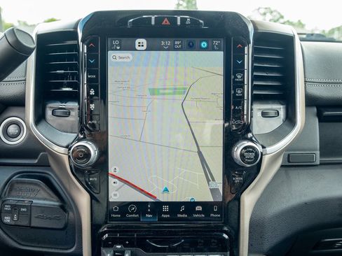 Used 2024 RAM 3500 Laramie image 22