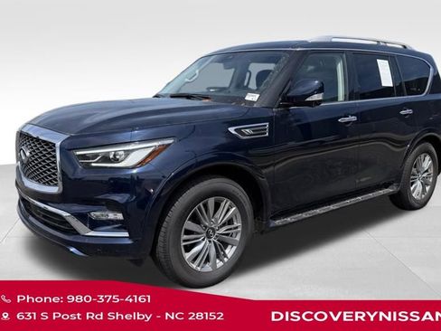 Used 2024 INFINITI QX80 Luxe AWD/4WD image 2