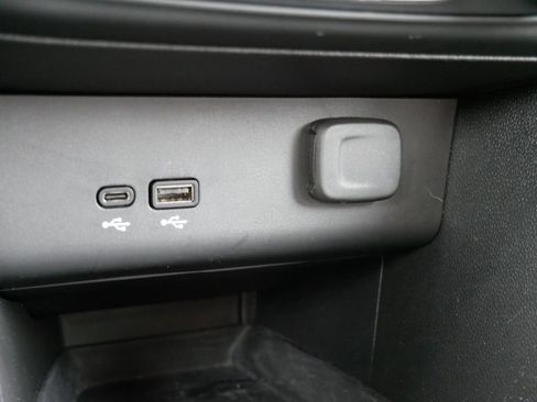 Used 2025 Buick Encore GX Preferred image 20