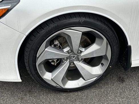 Used 2018 Honda Accord Touring image 46