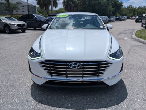 Used 2021 Hyundai Sonata SE w/ Preferred Accessory Package image 9