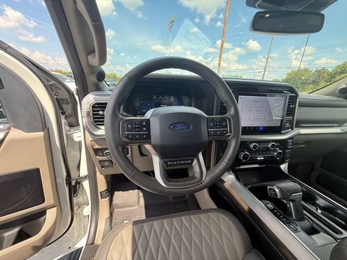 Used 2025 Ford F150 Platinum w/ Equipment Group 703A Plus AWD/4WD image 15
