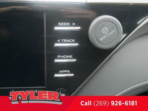 Used 2020 Toyota Camry XSE FWD image 31