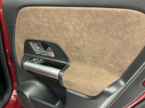 Certified 2025 Mercedes-Benz GLA 250 image 18