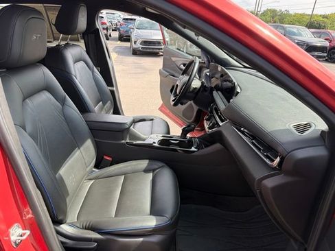 Certified 2024 Buick Envista Sport Touring w/ Convenience I Package FWD image 27
