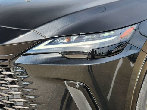 Certified 2023 Lexus RX 350 Premium Plus w/ Cold Area Package FWD image 9