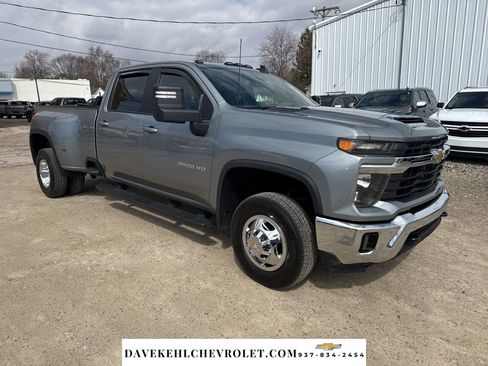 Used 2024 Chevrolet Silverado 3500 LT w/ All Star Edition image 8