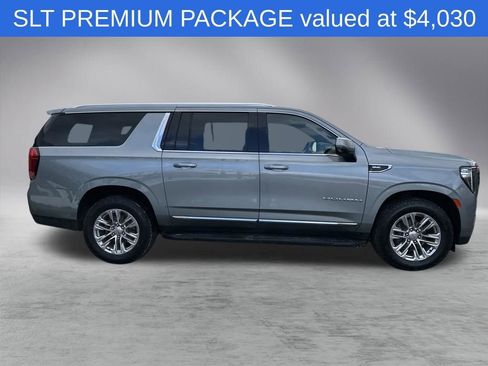 Used 2023 GMC Yukon XL SLT w/ SLT Premium Package image 7