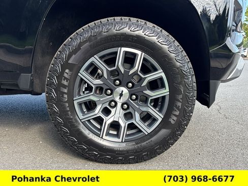 Certified 2024 Chevrolet Colorado Z71 w/ Z71 Convenience Package 2 AWD/4WD image 31