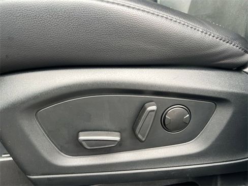 Used 2021 Ford Explorer ST image 18