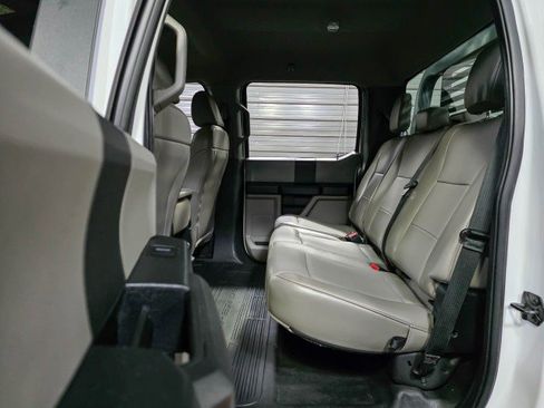 Used 2020 Ford F450 XL w/ Power Equipment Group image 21