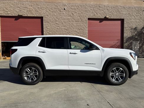 New 2026 GMC Terrain Elevation AWD/4WD image 7