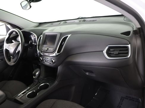 Used 2023 Chevrolet Equinox LT image 28