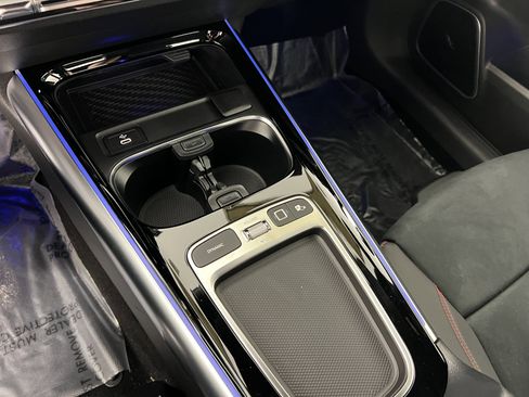Used 2025 Mercedes-Benz GLA 35 AMG 4MATIC image 32