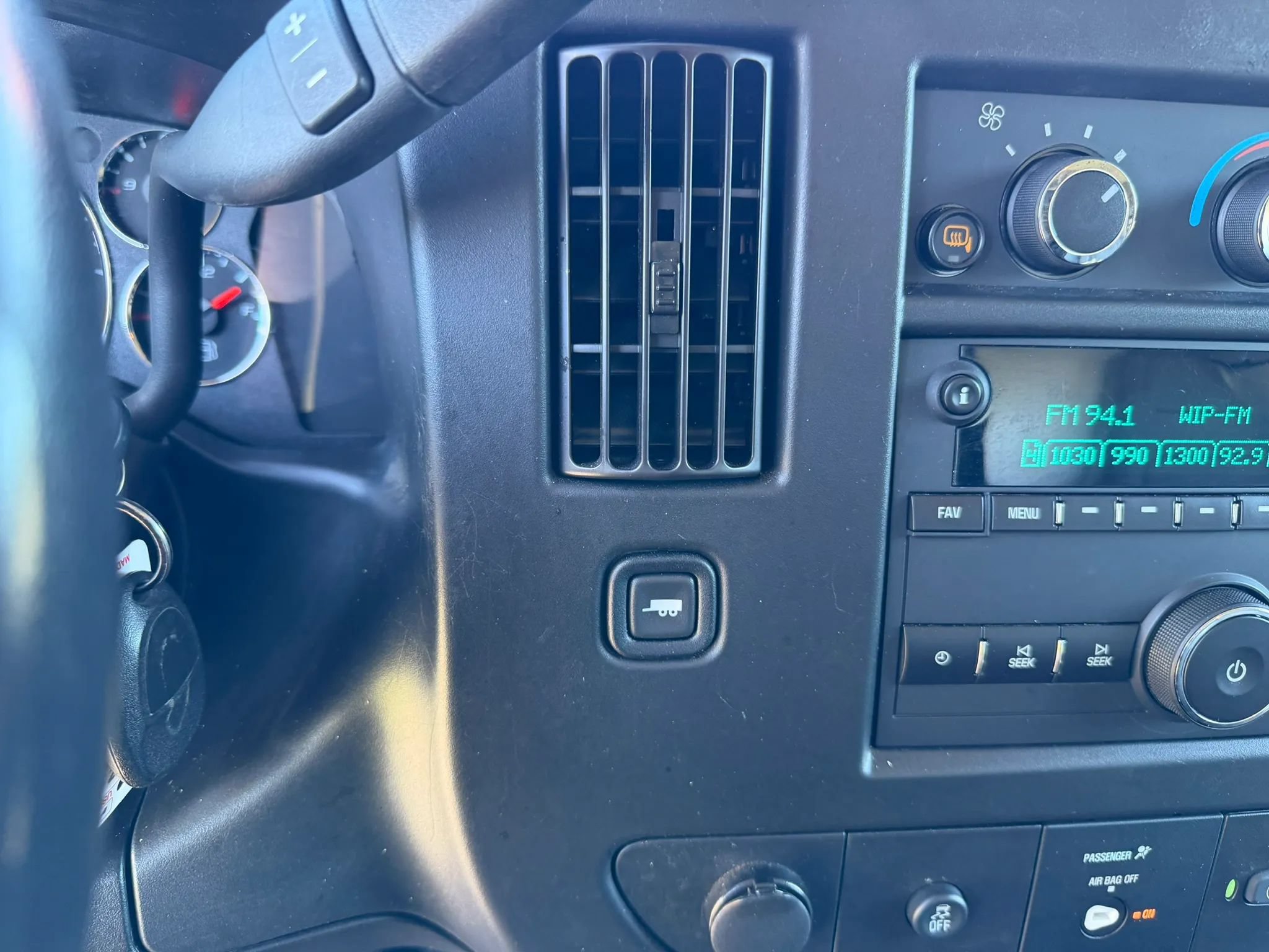 Used 2023 Chevrolet Express 2500 Extended w/ Driver Convenience Package RWD image 19