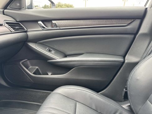 Used 2018 Honda Accord EX-L image 22