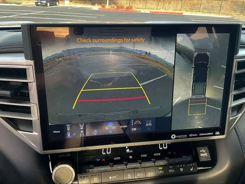 Used 2022 Toyota Tundra Platinum image 14