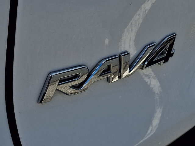 Used 2024 Toyota RAV4 XLE w/ Convenience Package AWD/4WD image 18