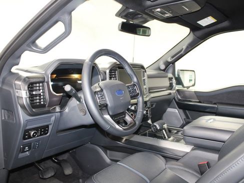 Used 2025 Ford F150 Platinum AWD/4WD image 24