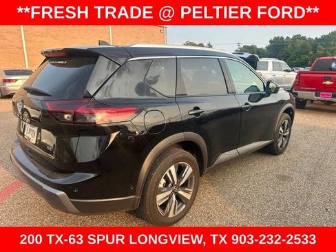 Used 2026 Nissan Rogue SL FWD image 22