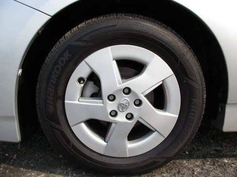 Used 2011 Toyota Prius Two FWD image 11