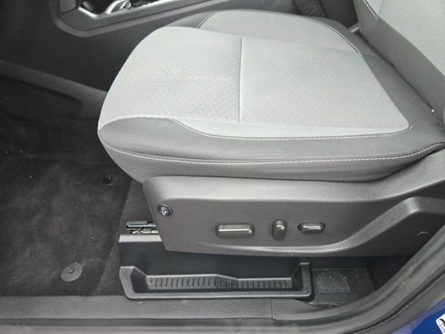 Used 2017 Ford Escape SE image 12