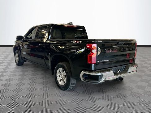 Used 2022 Chevrolet Silverado 1500 LT AWD/4WD image 5