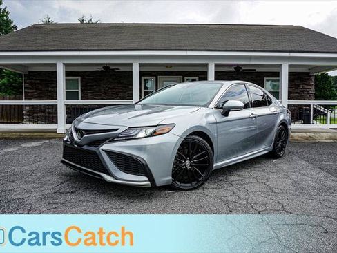 Used 2023 Toyota Camry XSE FWD image 1