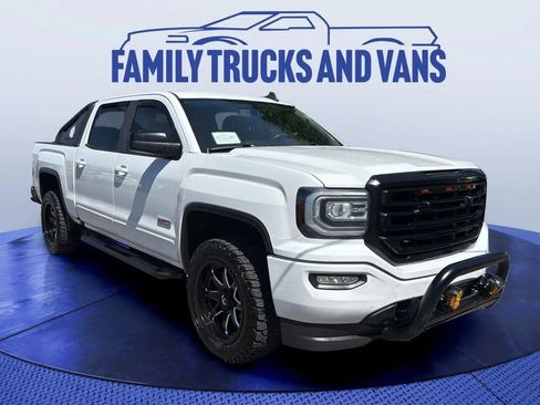 Used 2018 GMC Sierra 1500 SLT w/ All Terrain X Package AWD/4WD image 7