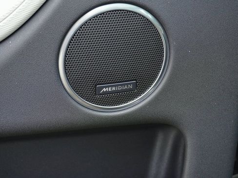 New 2026 Land Rover Discovery Sport Landmark AWD/4WD image 12