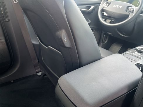 Used 2022 Kia EV6 Wind w/ Wind Technology Package image 17