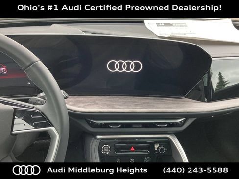 Certified 2025 Audi Q5 Premium w/ Convenience Package AWD/4WD image 35