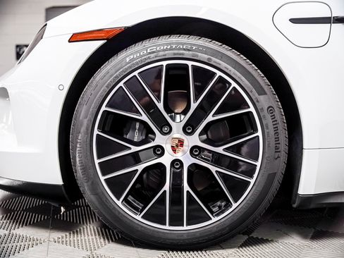 Certified 2025 Porsche Taycan RWD image 13