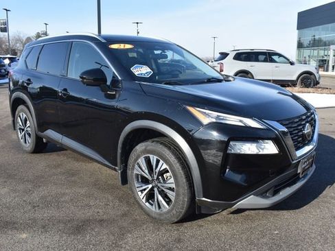 Used 2021 Nissan Rogue SV w/ Premium Package image 10