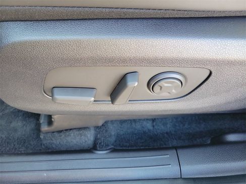 New 2026 Kia Carnival SX image 25