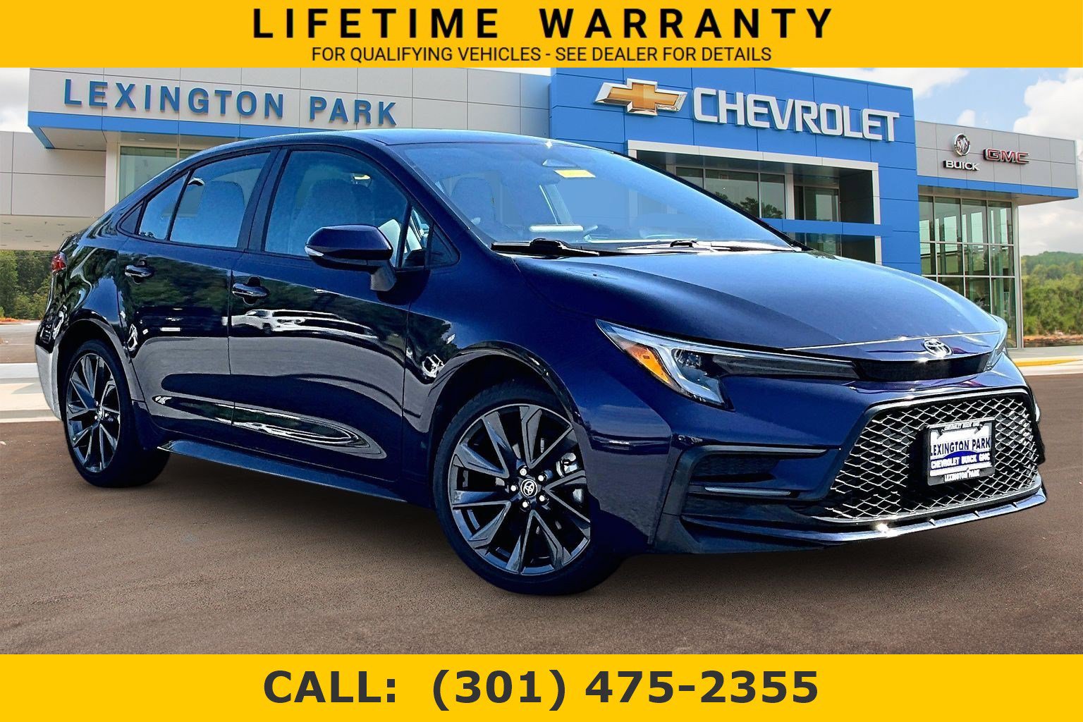 Used 2025 Toyota Corolla SE FWD image 1